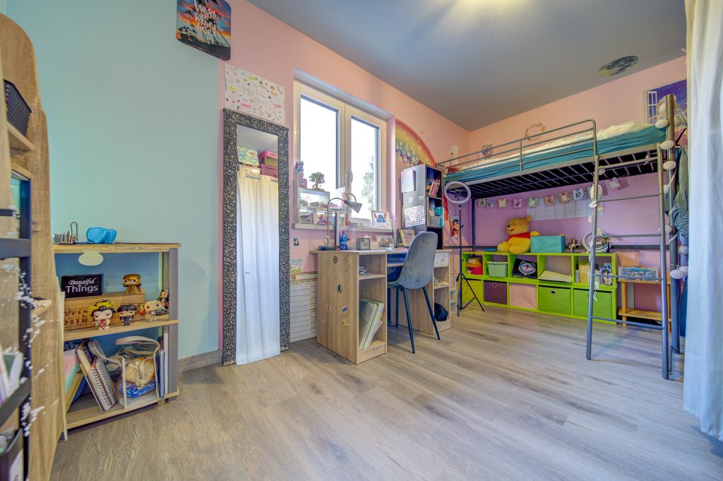 _DSC8976_77_78_79_80