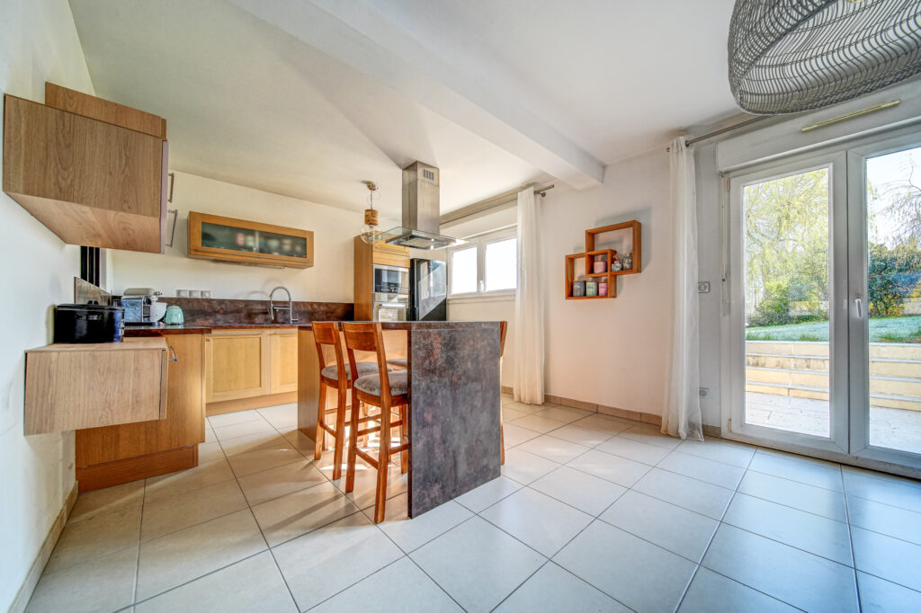 DSC02306_07_08_09_10