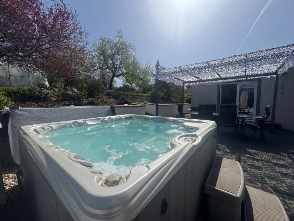 WhatsApp Image 2026-04-11 at 14.18.16 (3)