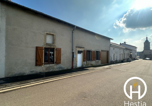 𝗔𝗩𝗥𝗜𝗟 Maison mitoyenne à fort potentiel