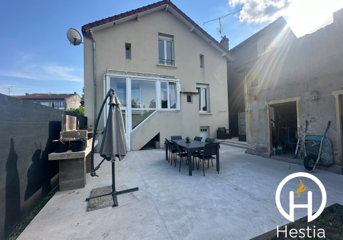 𝗝𝗔𝗥𝗡𝗬 Maison Rénovée de 131m² avec 4 Chambres